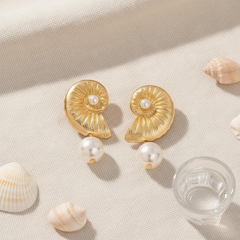 2 Buah Anting Kerang Mutiara S - Conch Earring Hoop ulasan dan harga