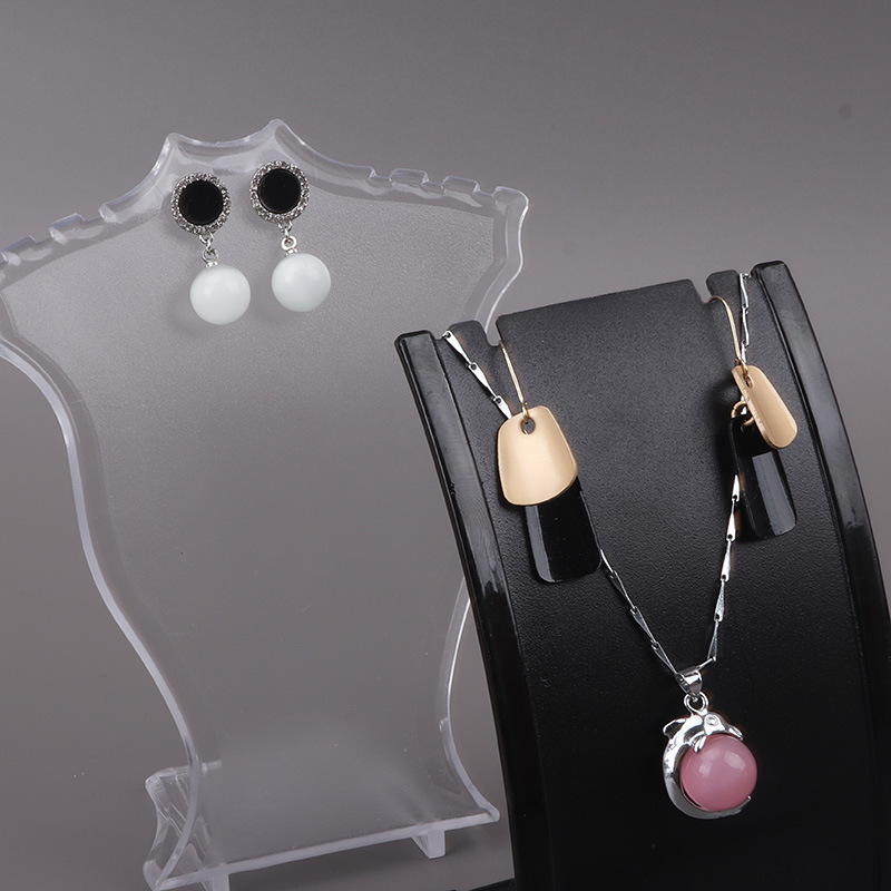 Model Liontin Manekin Tampilan - Body Jewelry Display Ideas ulasan dan harga