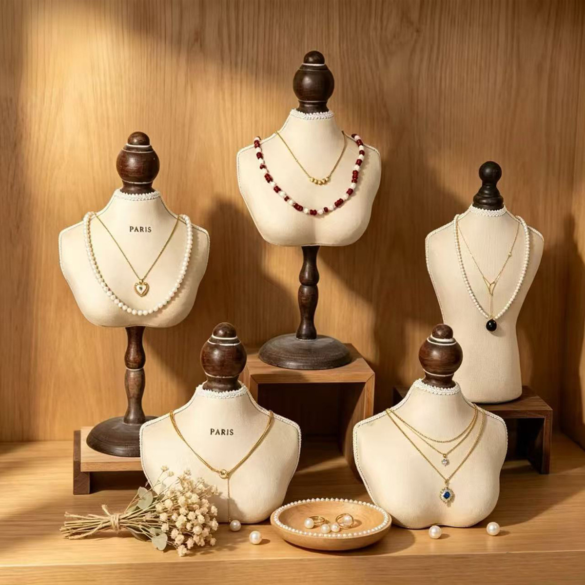 Stand pajangan kalung kayu vin - Body Jewelry Display Ideas ulasan dan harga