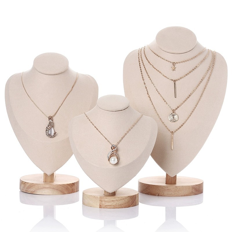 Kalung potret beludru tampilan - Body Jewelry Display Ideas ulasan dan harga